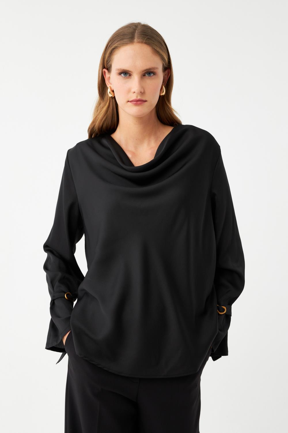 Drape Yaka Bluz