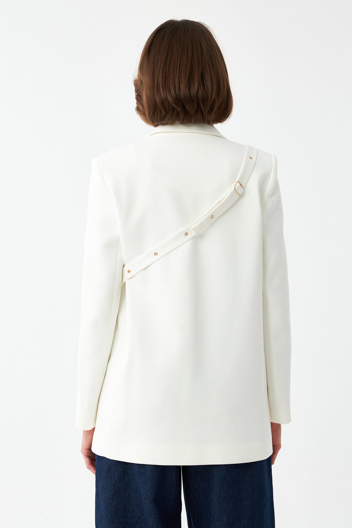 Düğme Detaylı Ekru Blazer Ceket