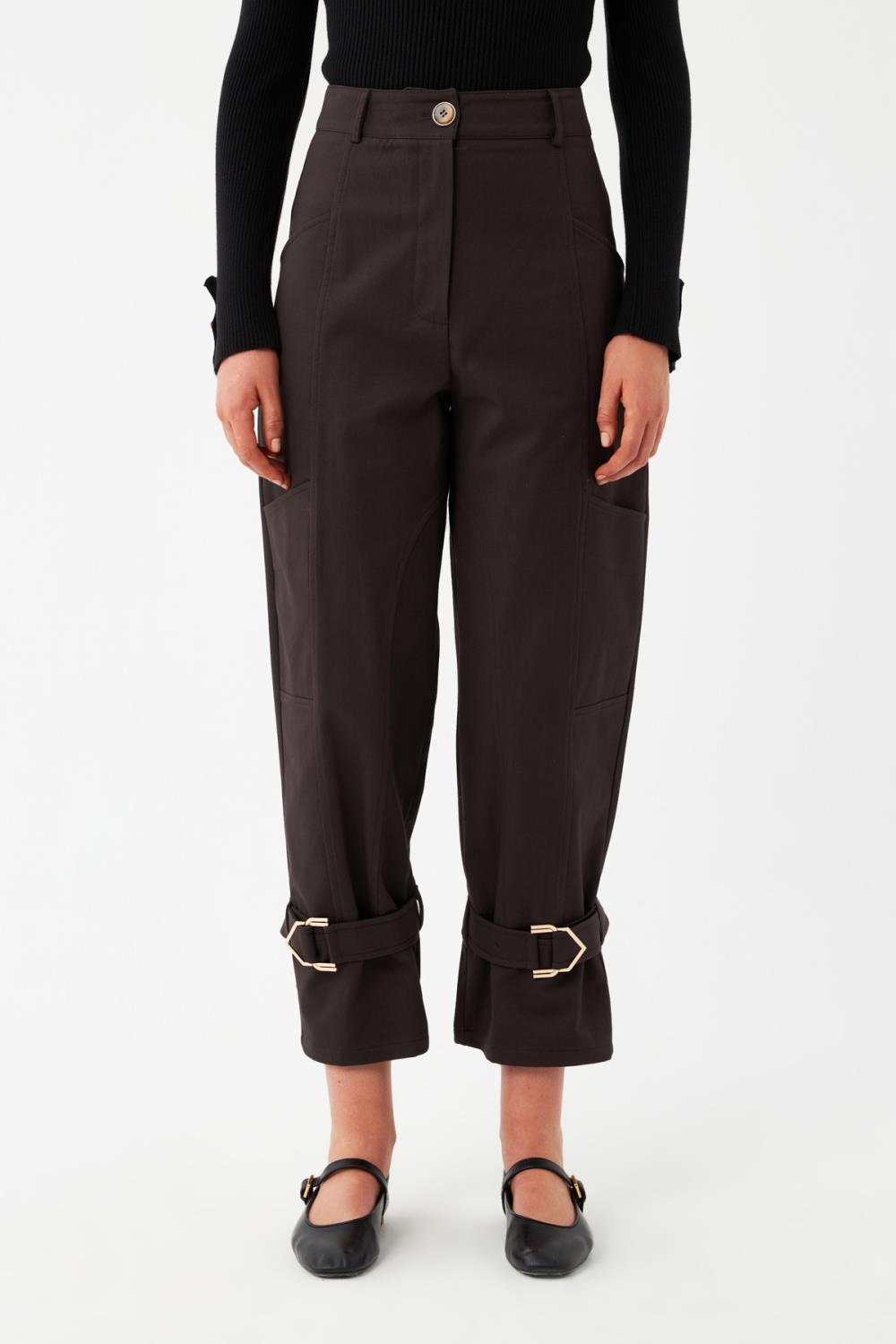 Tokalı Paça Detaylı Pantolon