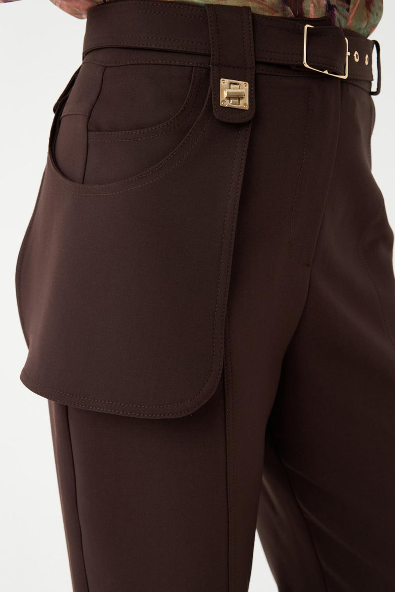 Kemerli Düz Paça Pantolon