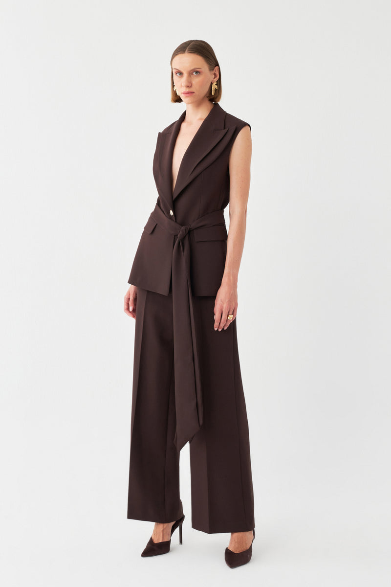 Kemer Detaylı Blazer Takım