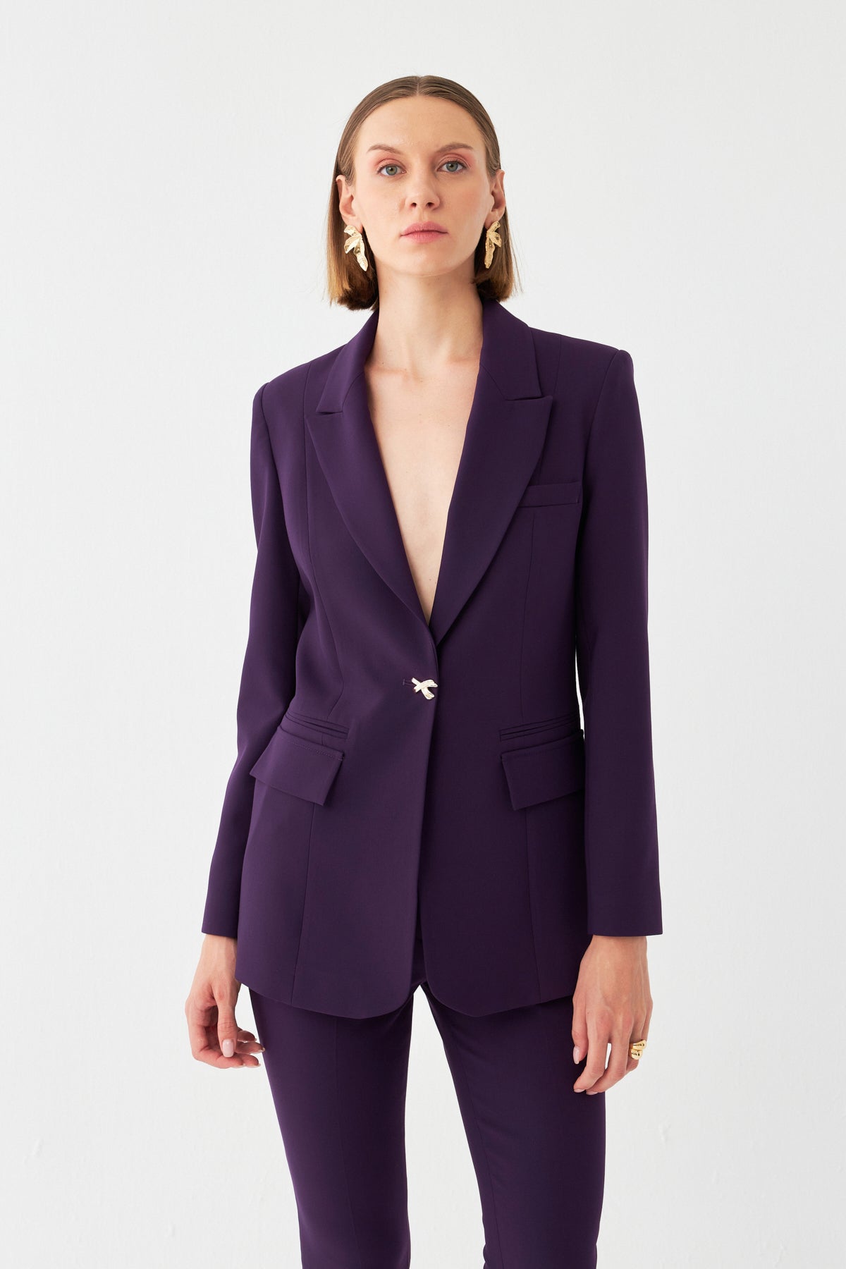 Özel Düğme Detaylı Mor Blazer Takım
