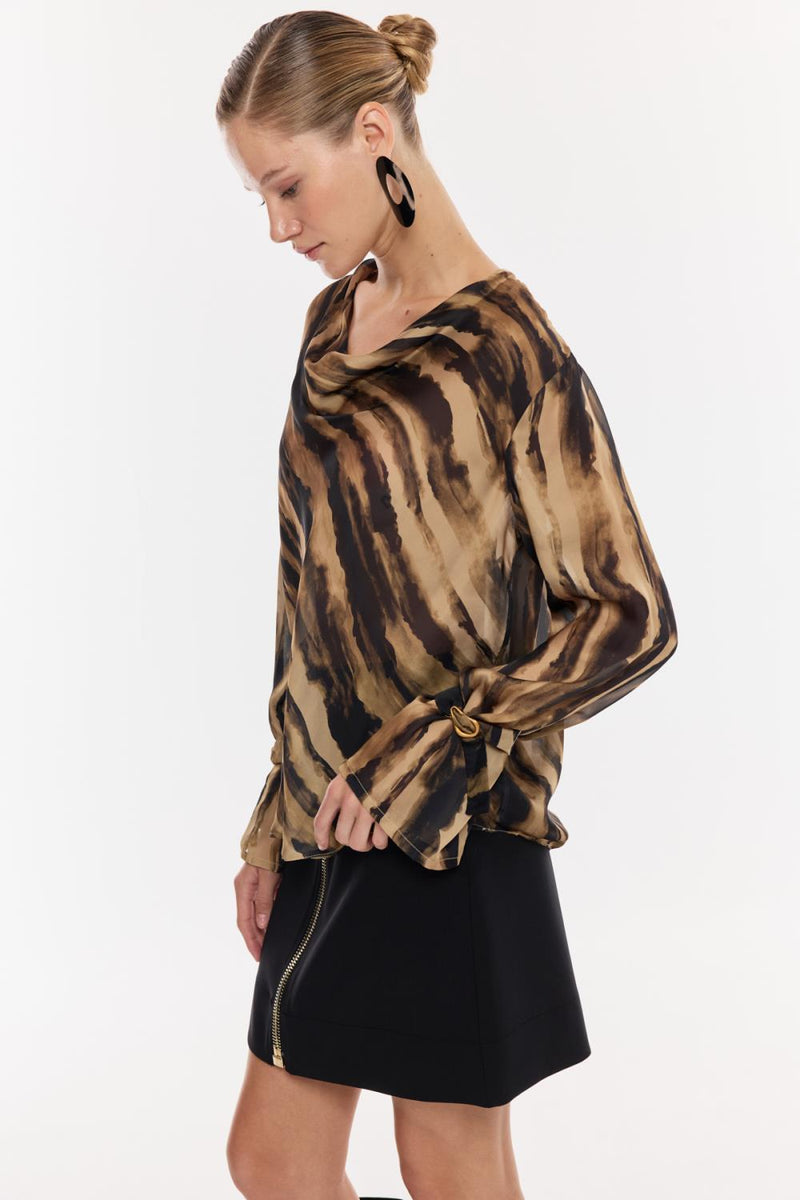 Desenli Saten Drapeli Bluz