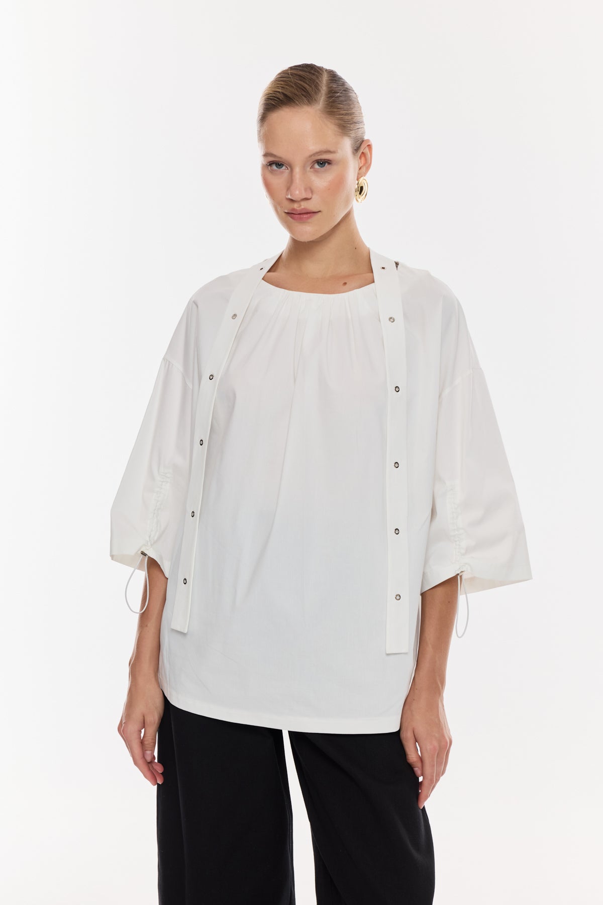 Büzgü Detaylı Salaş Bluz