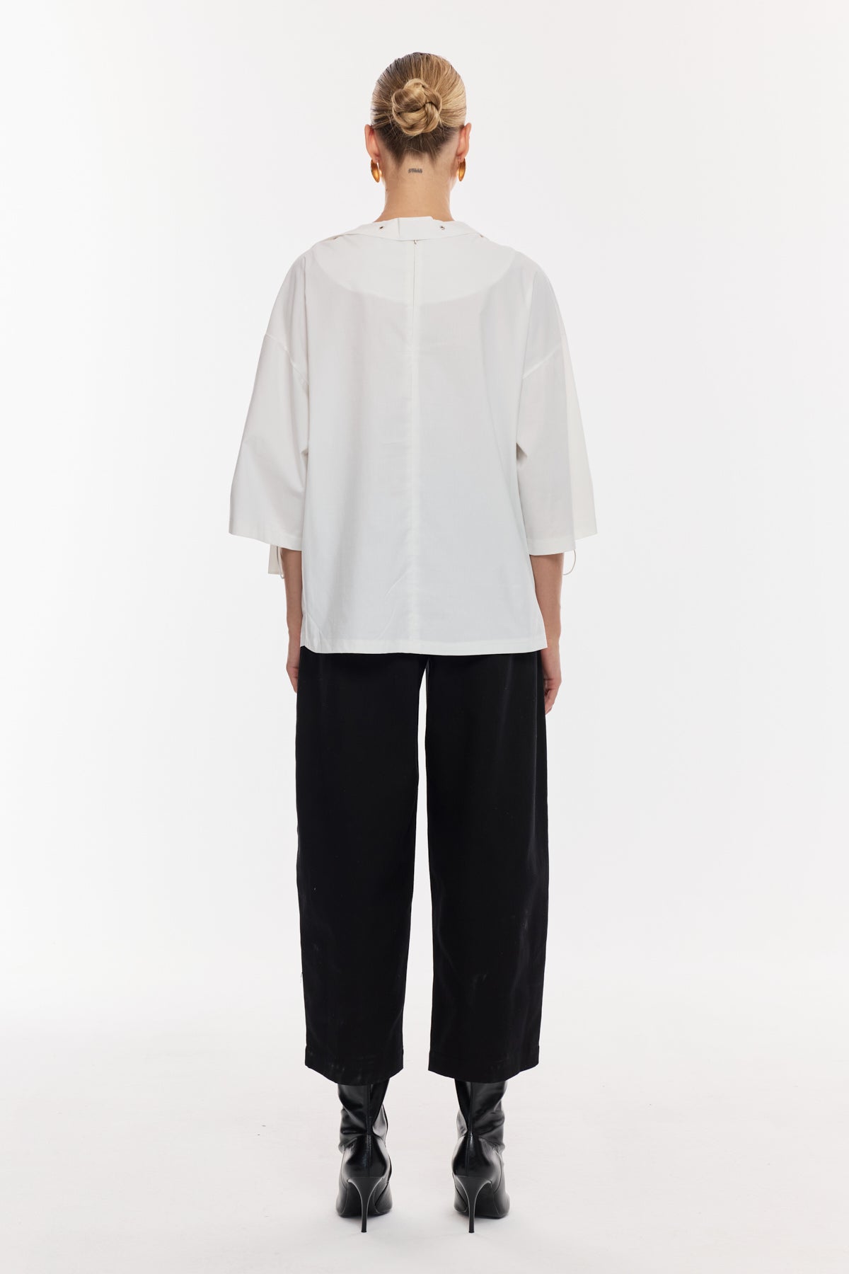 Büzgü Detaylı Salaş Bluz