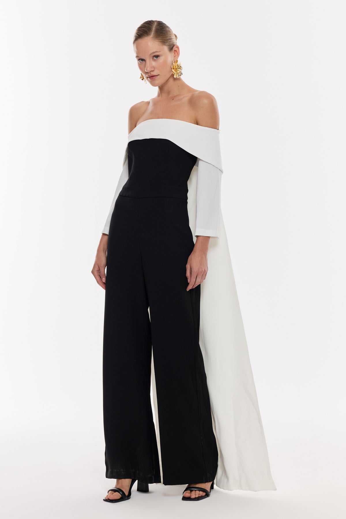 Straplez Siyah Beyaz Drapeli Elbise