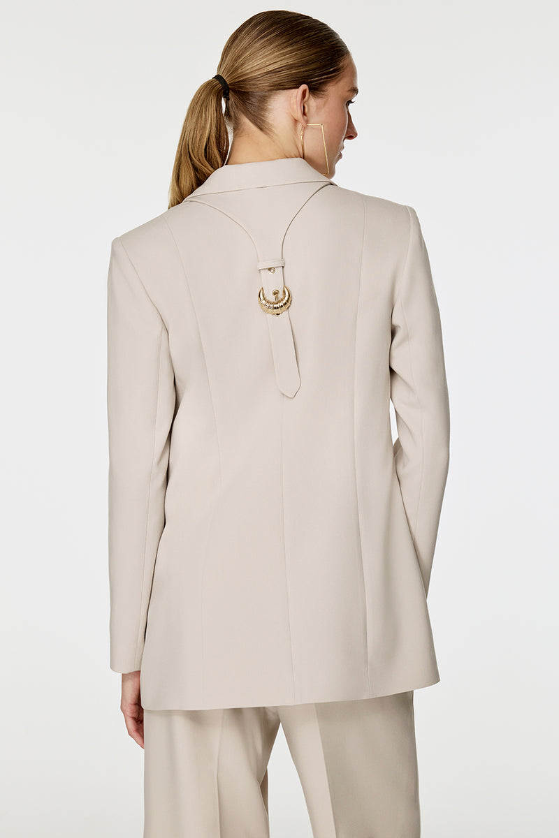 Sırt Detaylı Ceket