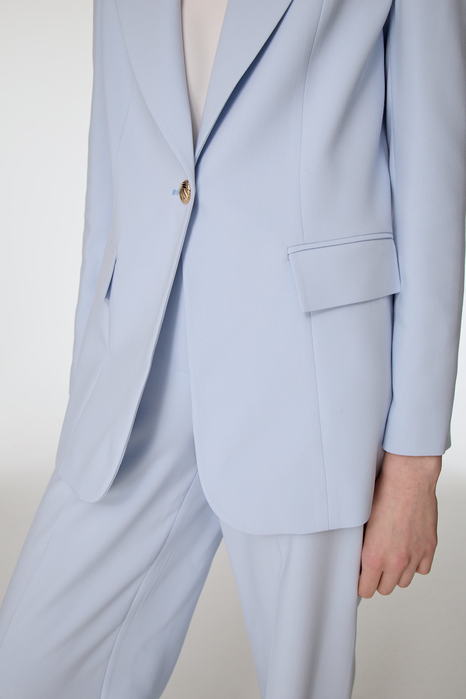 Sırt Detaylı Ceket