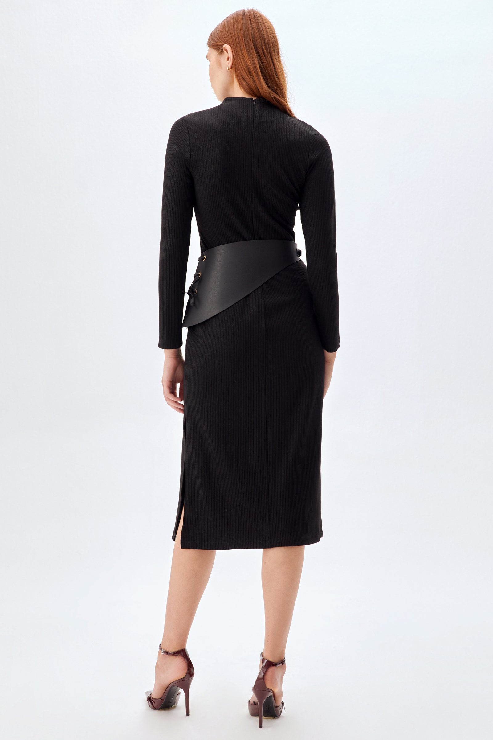 Kemerli, Bisiklet Yaka Elbise