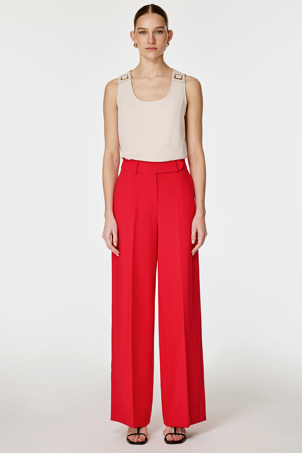 Arkası Lastikli Düz Paça Pantolon