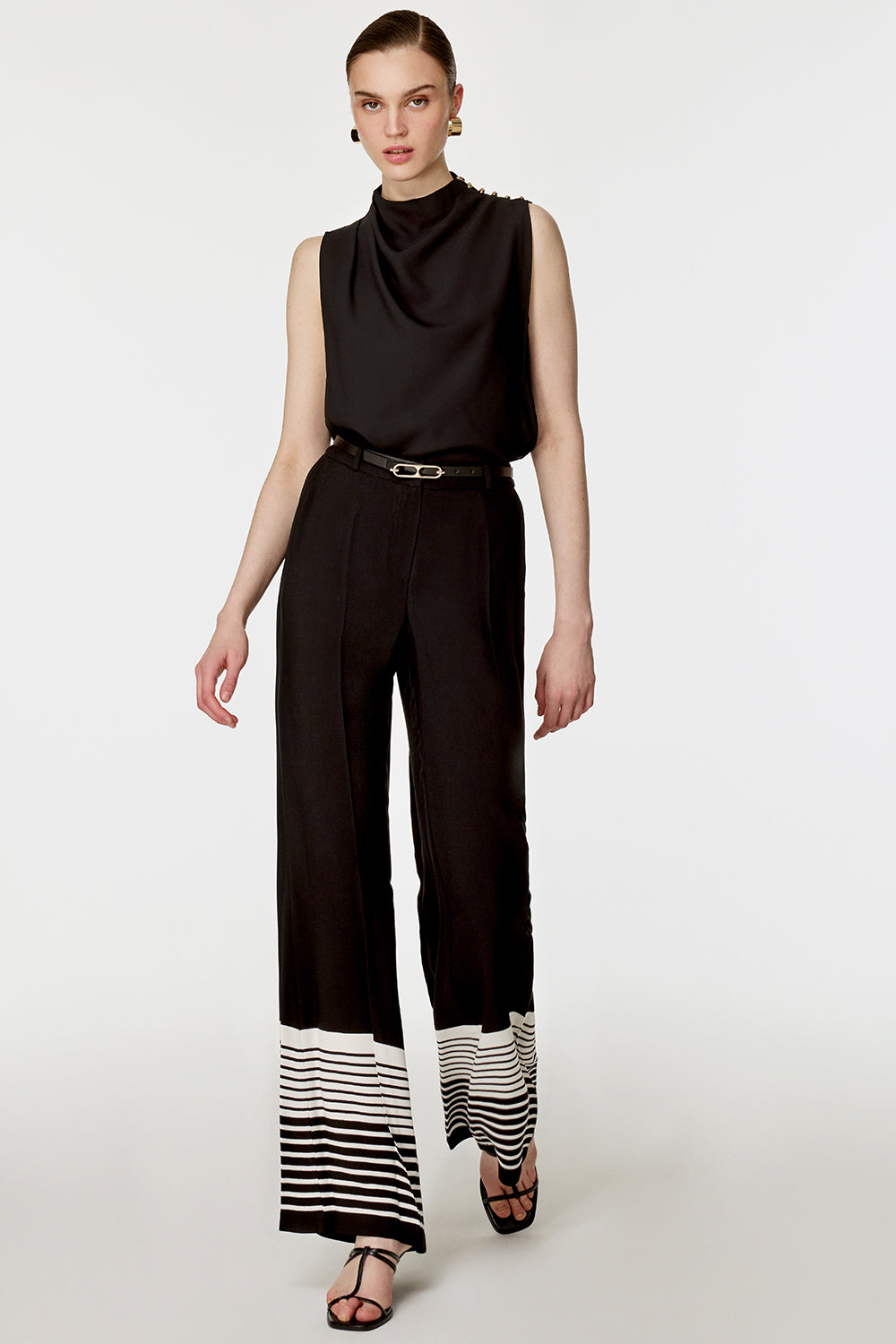 Paçası Desenli Pantolon