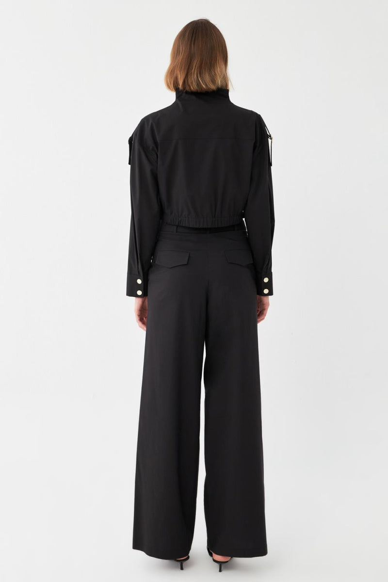 Straight-Fit Düğmeli Takım SİYAH