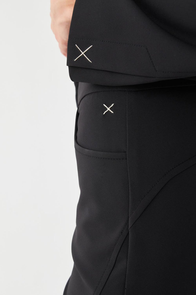 Süs Dikiş Detaylı Kısa Ceket Takım SİYAH