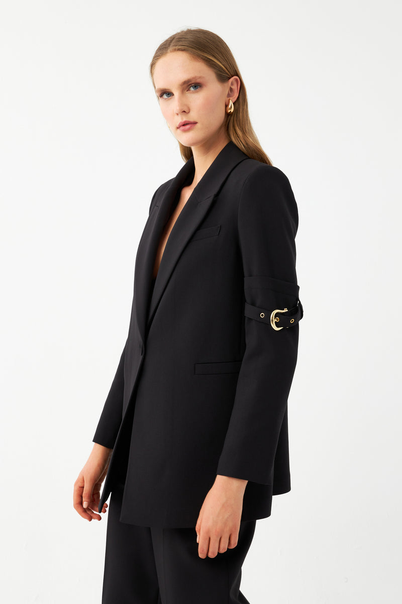 Siyah Gold Tokalı Kol Detaylı Kadın Blazer Ceket