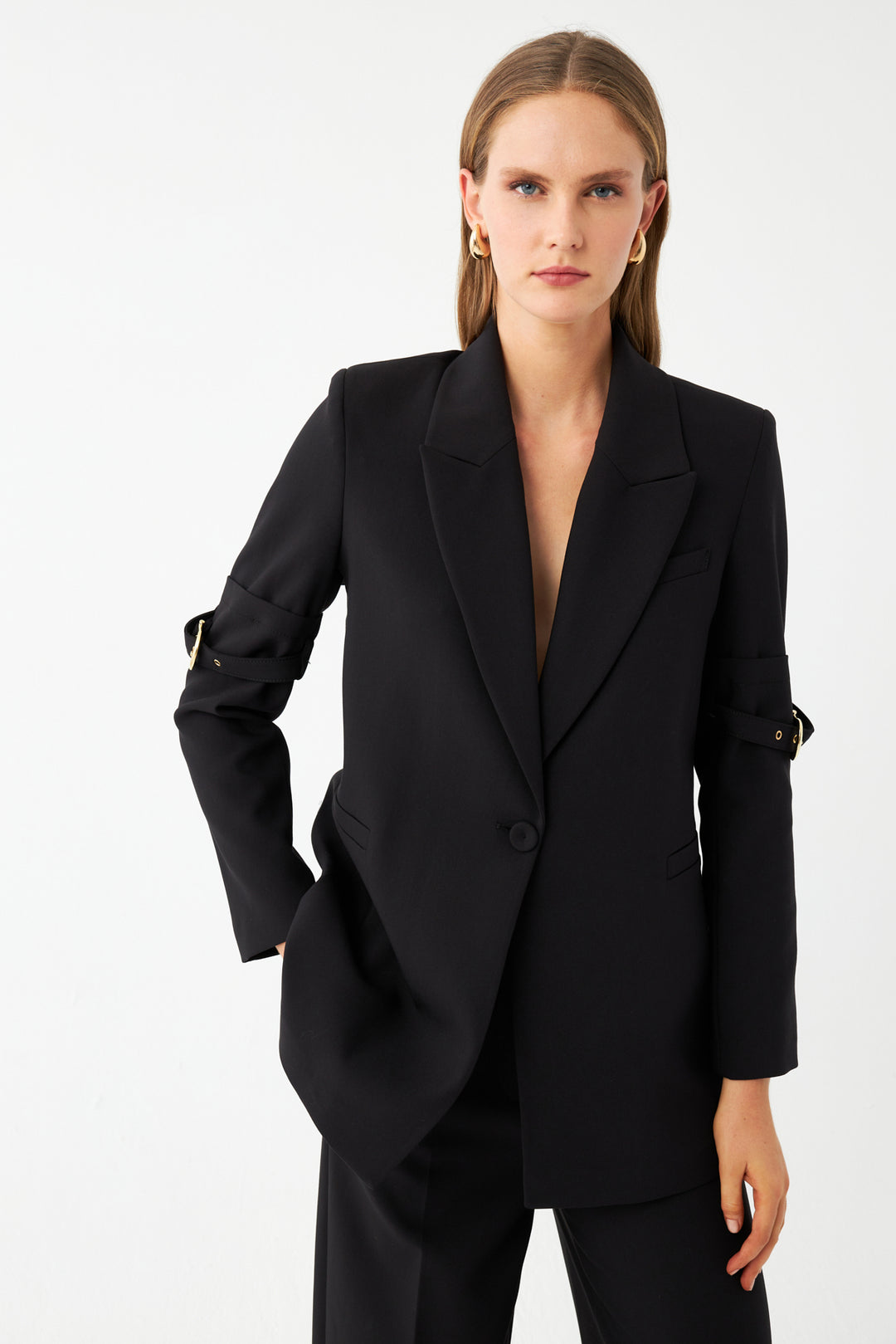 Siyah Gold Tokalı Kol Detaylı Kadın Blazer Ceket