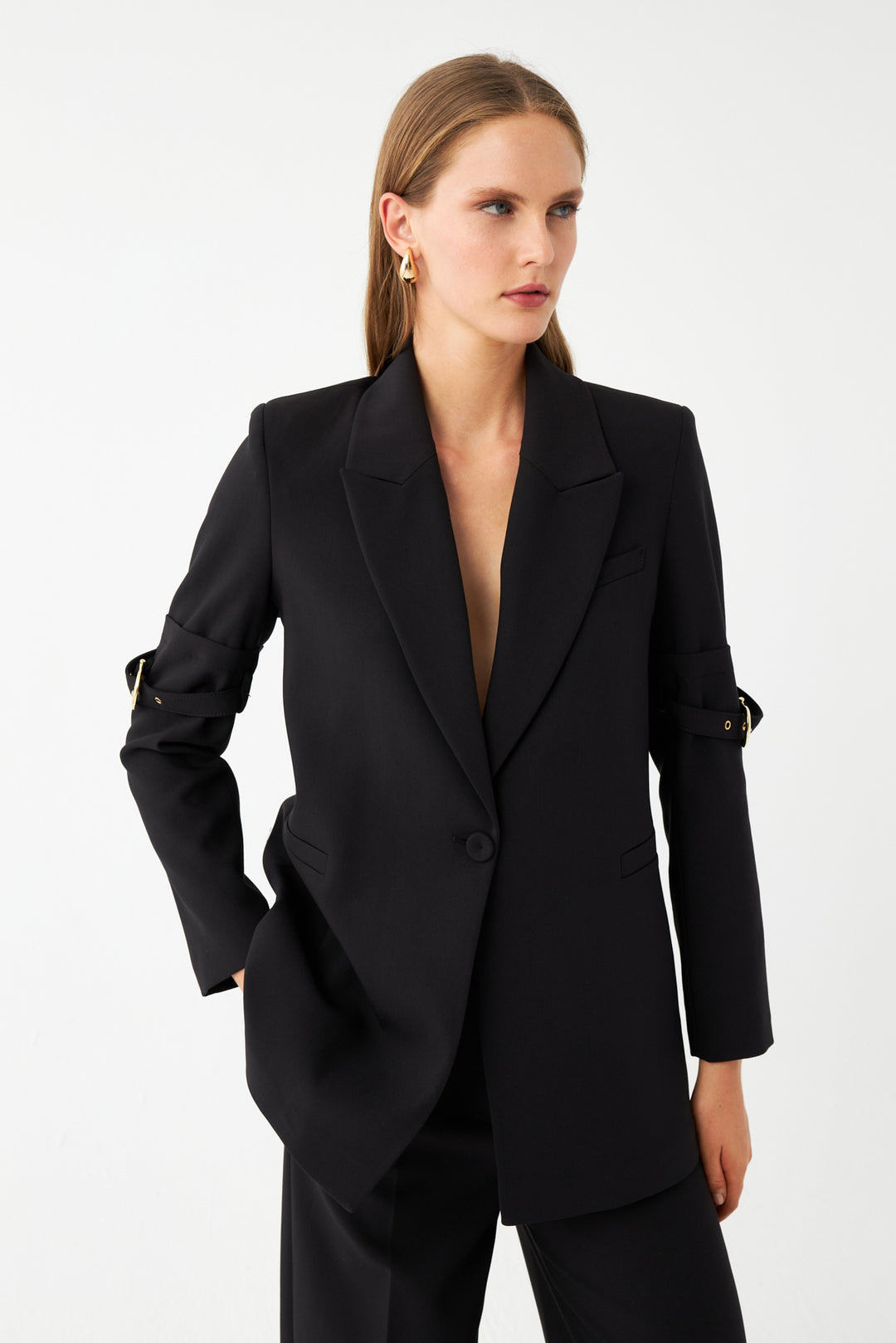 Siyah Gold Tokalı Kol Detaylı Kadın Blazer Ceket