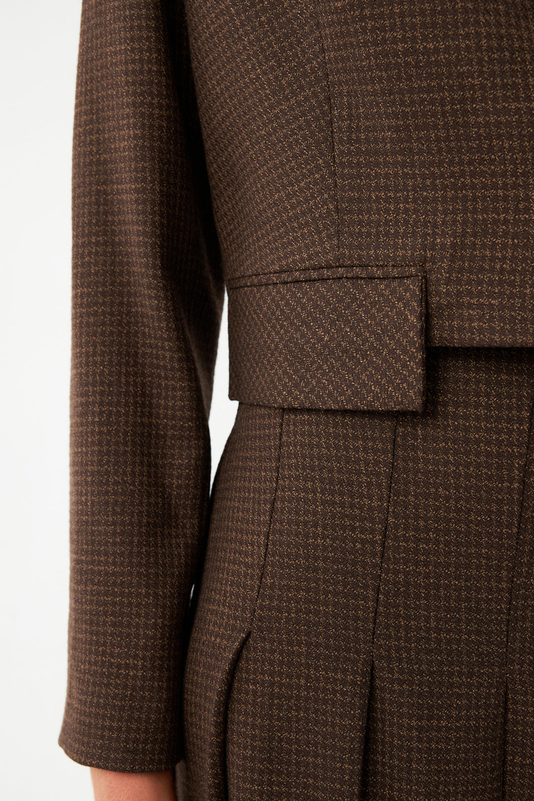 Kahverengi Tokalı Kruvaze Kısa Blazer Ceket