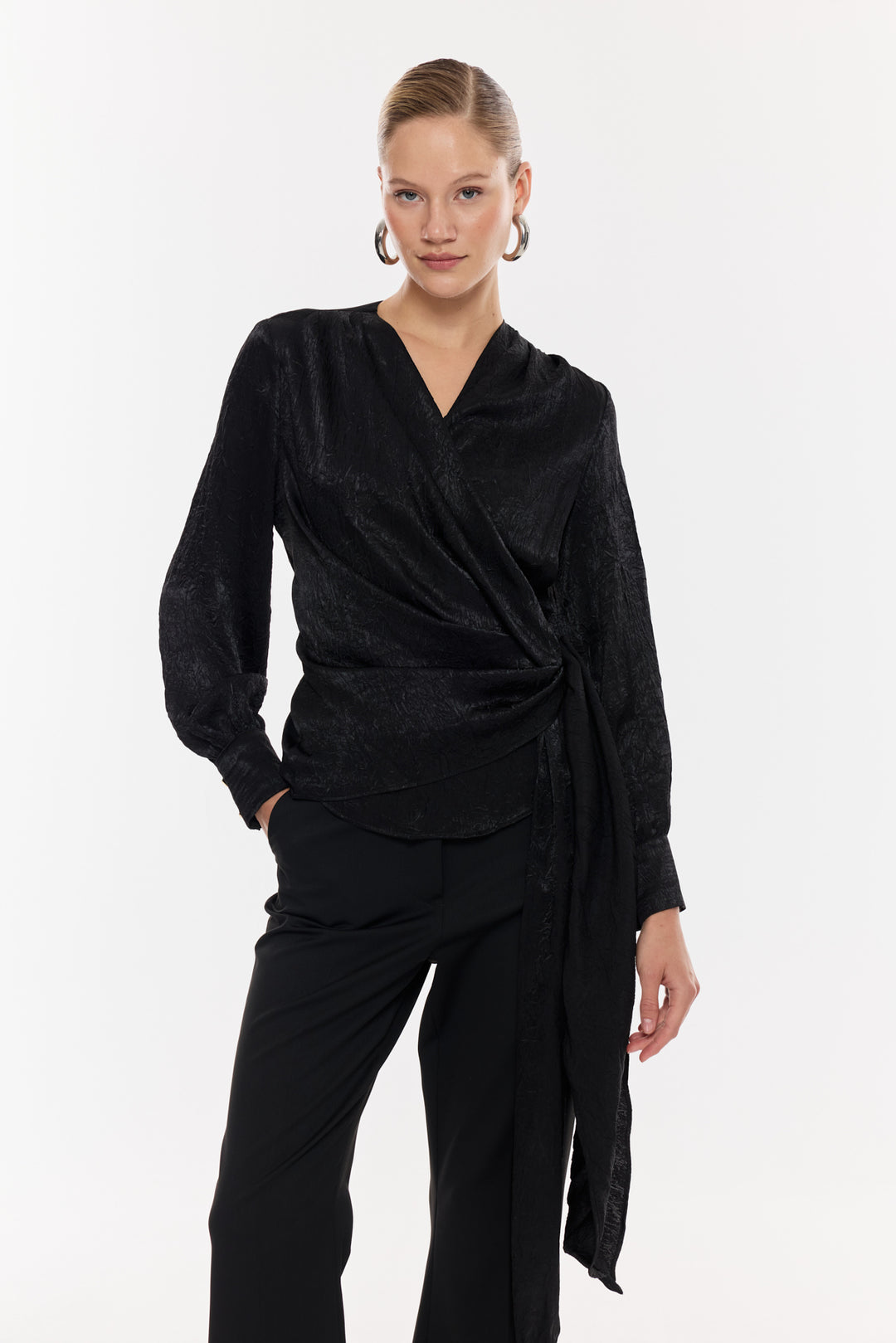 Kuşak Bağlamalı Kruvaze Bluz