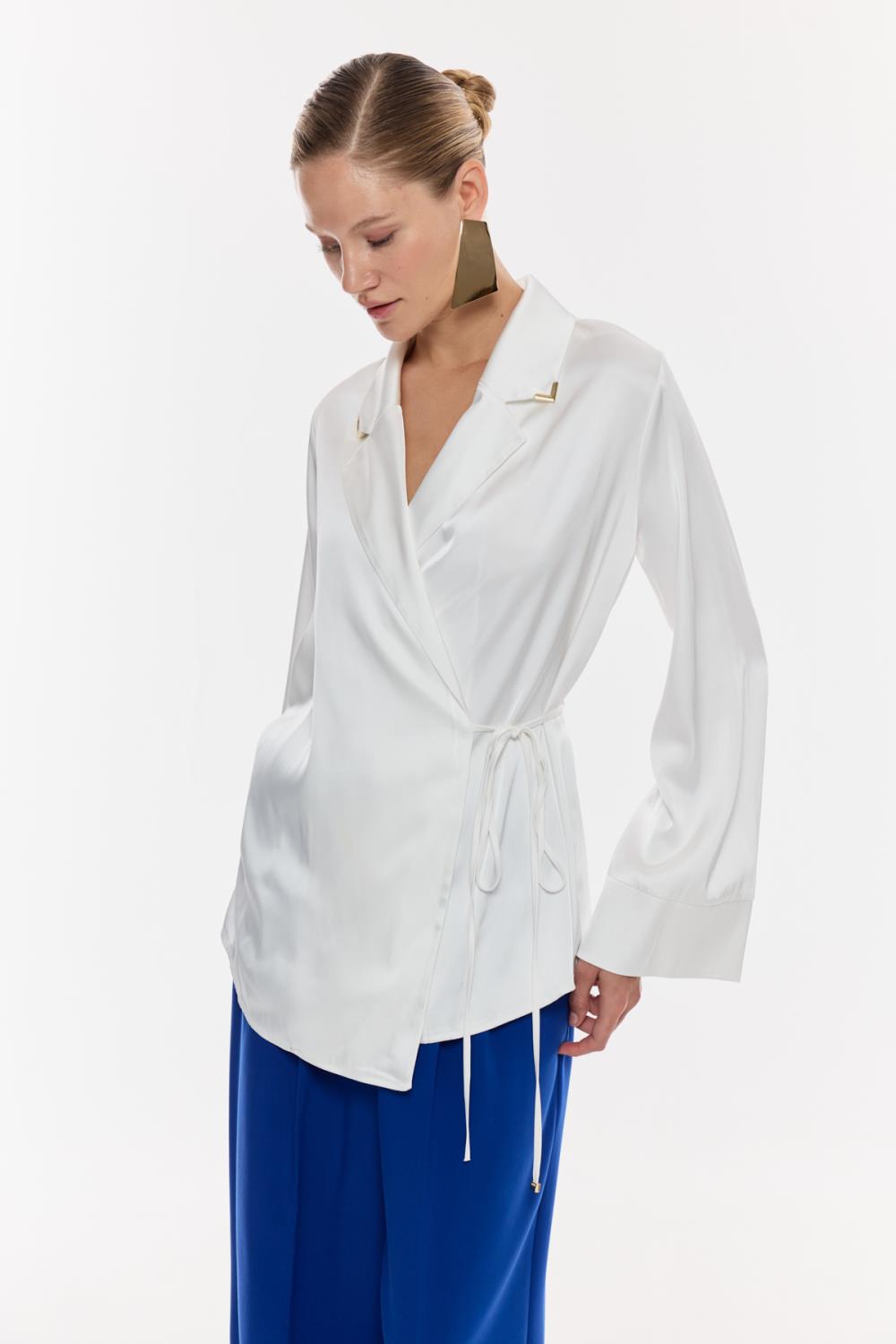 Saten Kruvaze Bağlama Detaylı Bluz