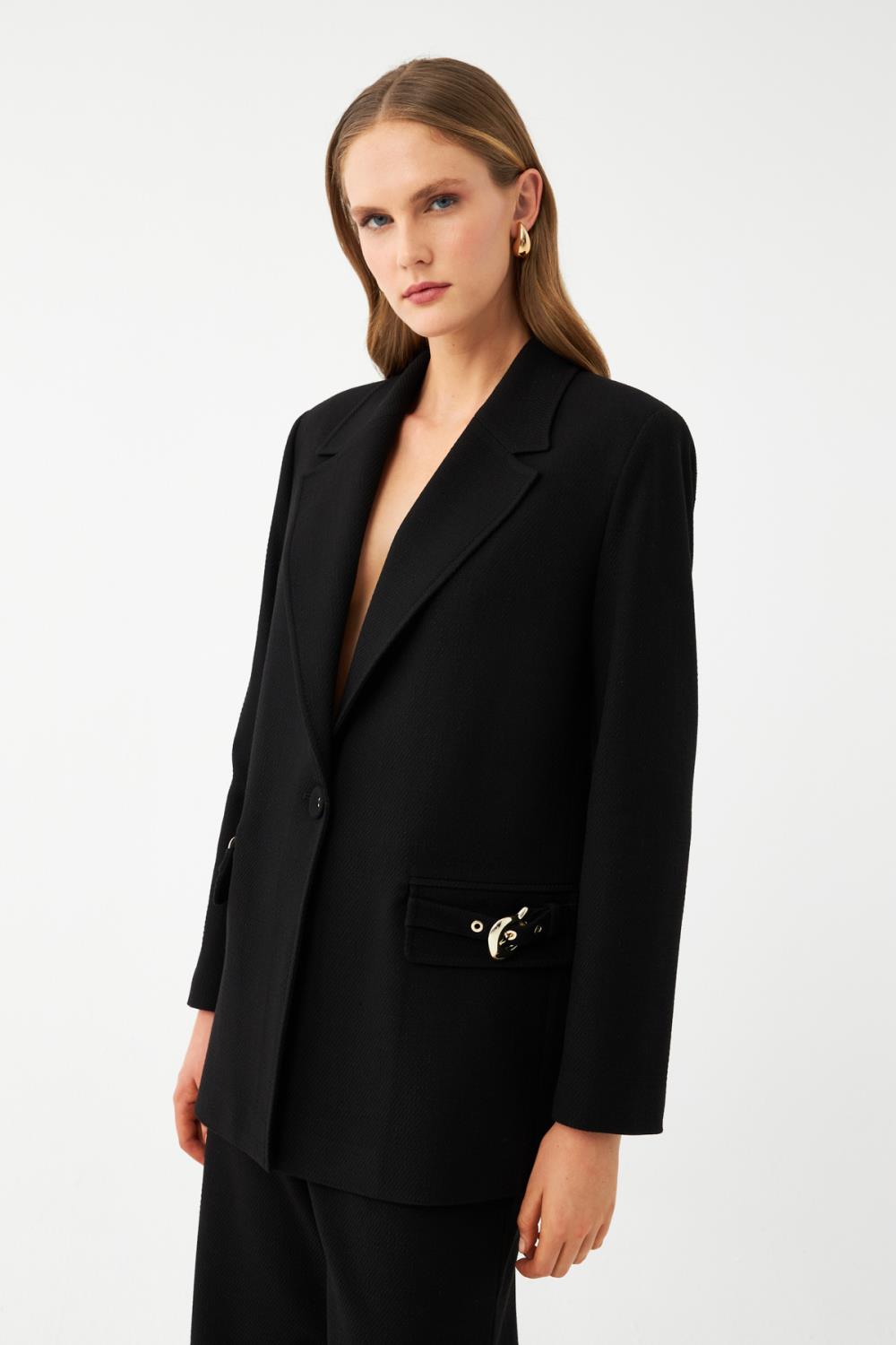 Siyah Tek Düğmeli Cepli Kadın Blazer Ceket