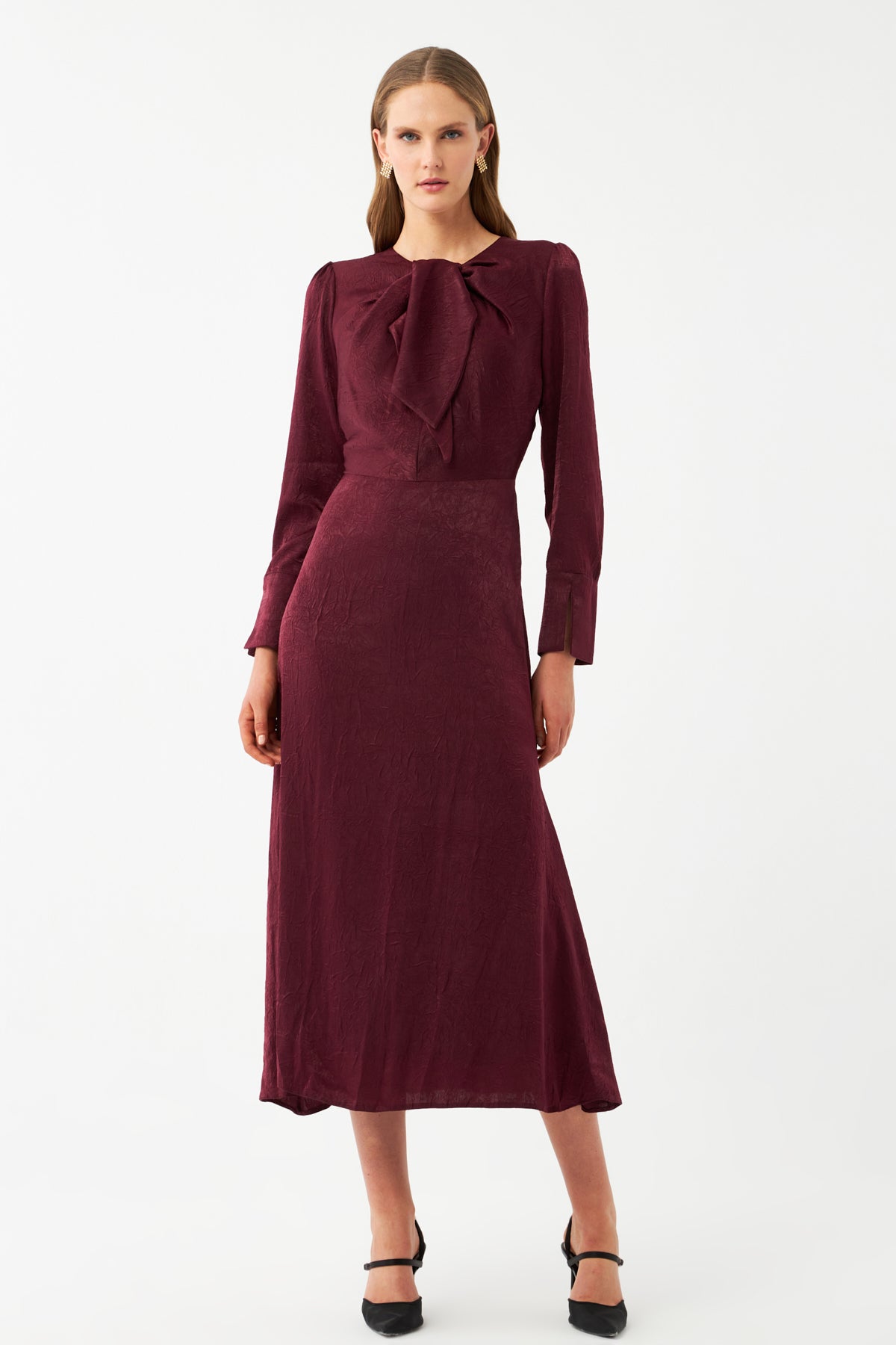 Fiyonk Detaylı Midi Elbise