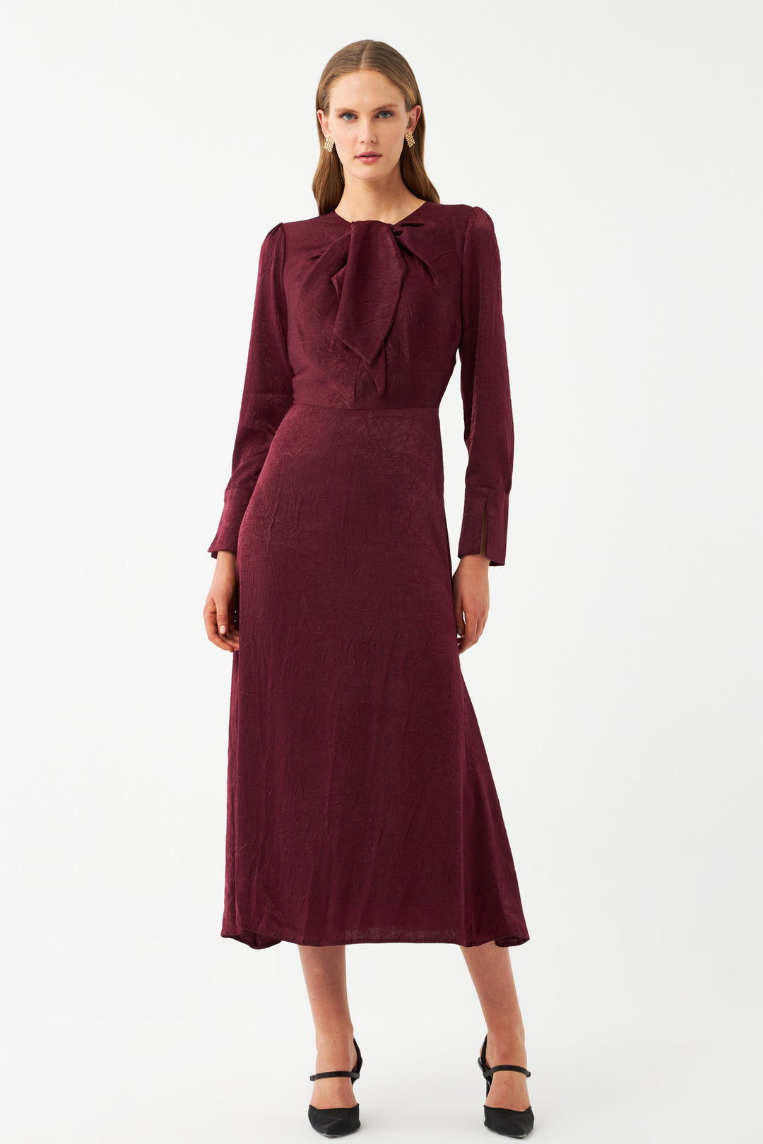 Fiyonk Detaylı Midi Elbise