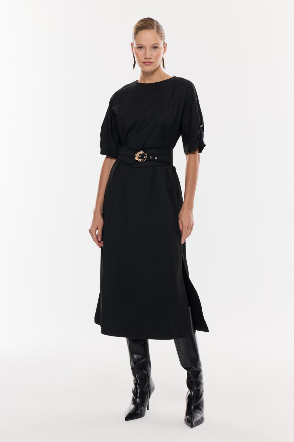 Zincir Detaylı Yırtmaçlı Midi Elbise