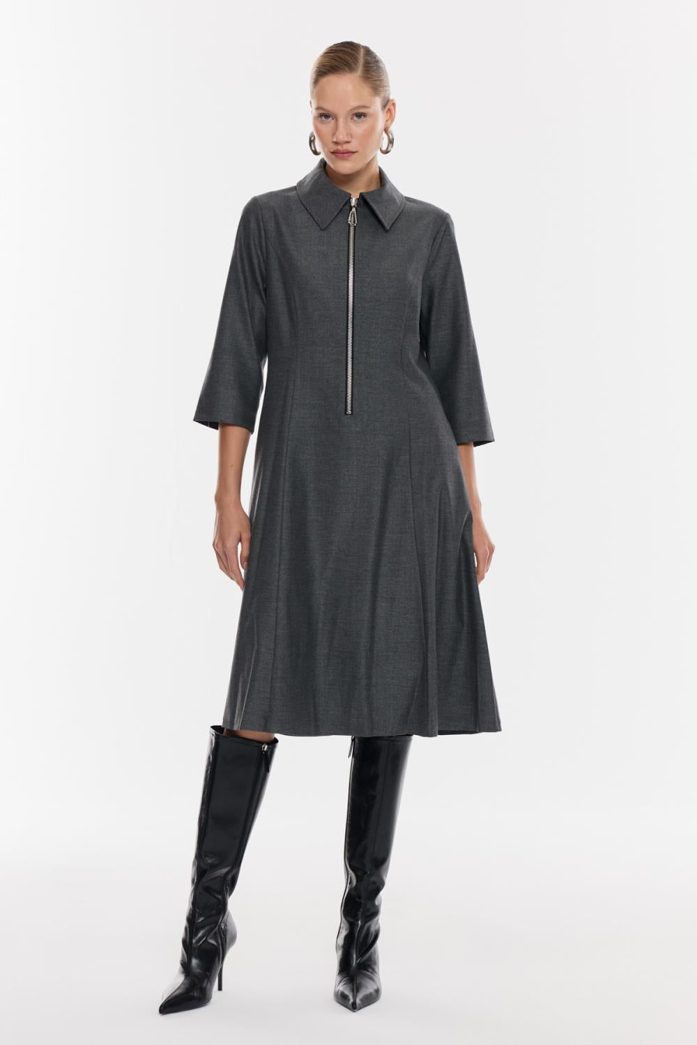 Fermuar Detaylı Yaka Midi Elbise