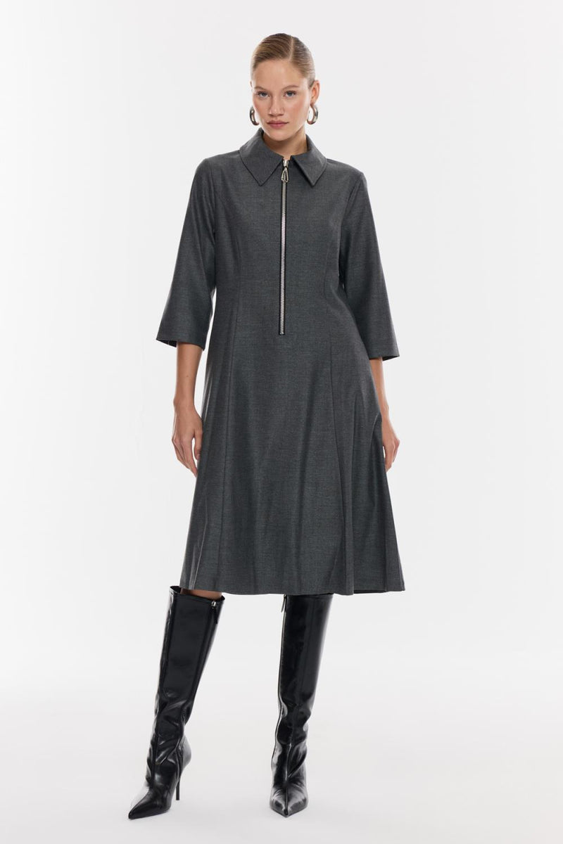 Fermuar Detaylı Yaka Midi Elbise