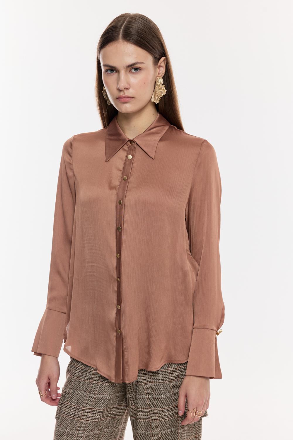 Saten Dokulu Düğmeli Gömlek CAMEL
