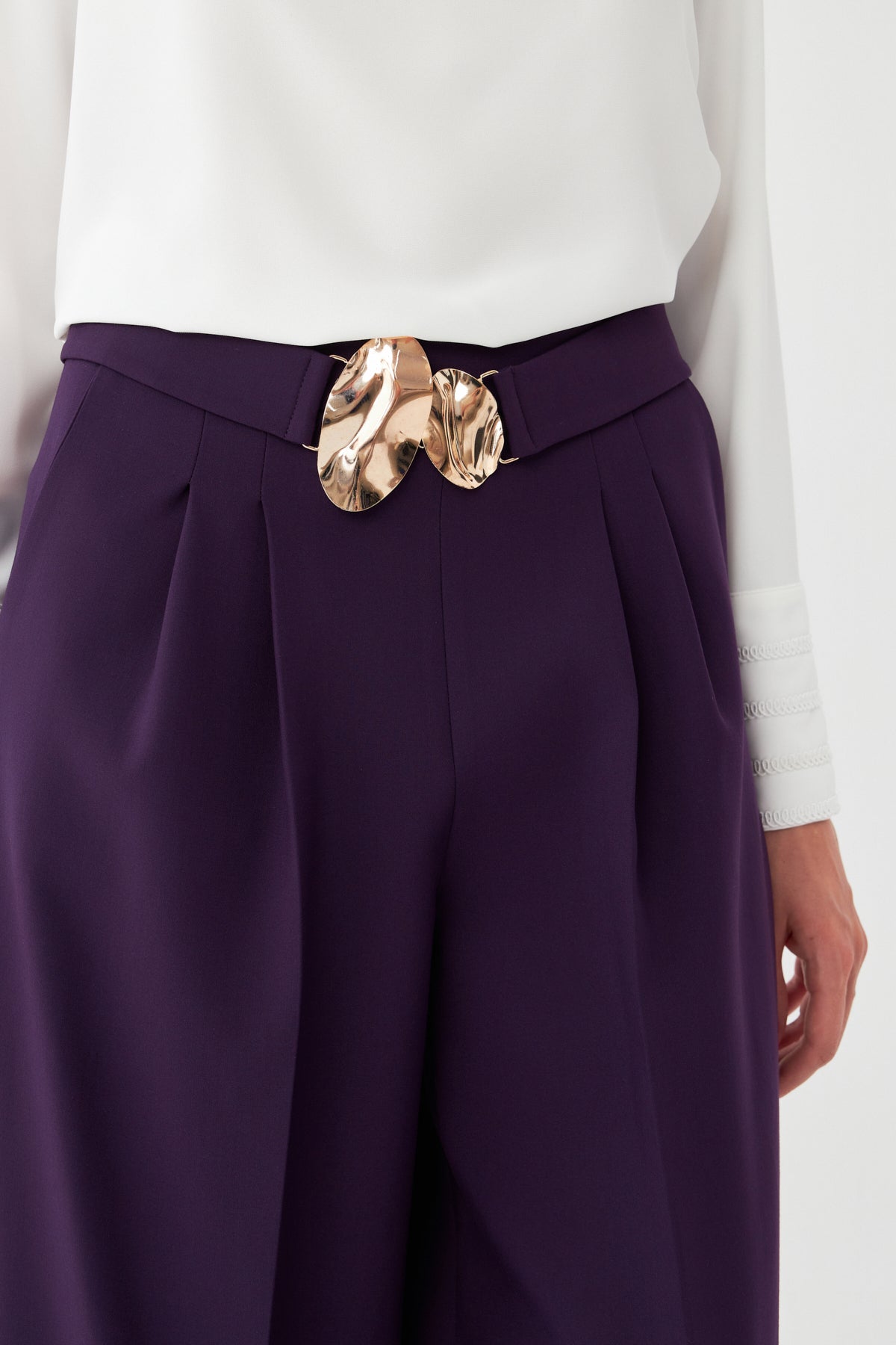 Tokalı Kısa Paça Pantolon