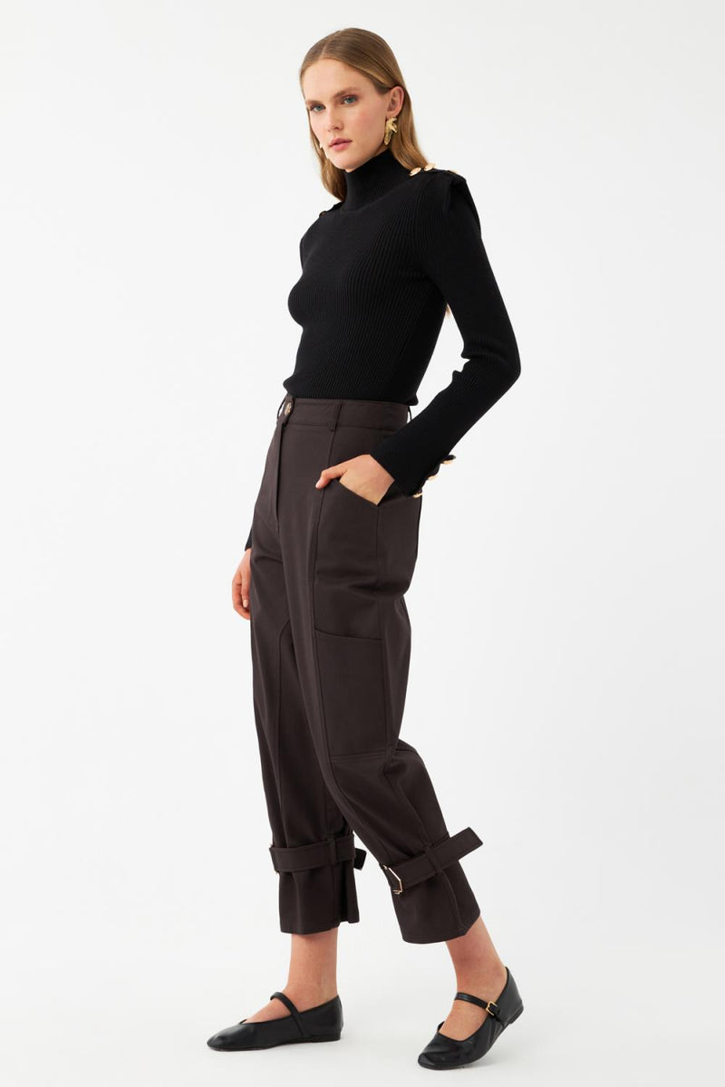 Tokalı Paça Detaylı Pantolon