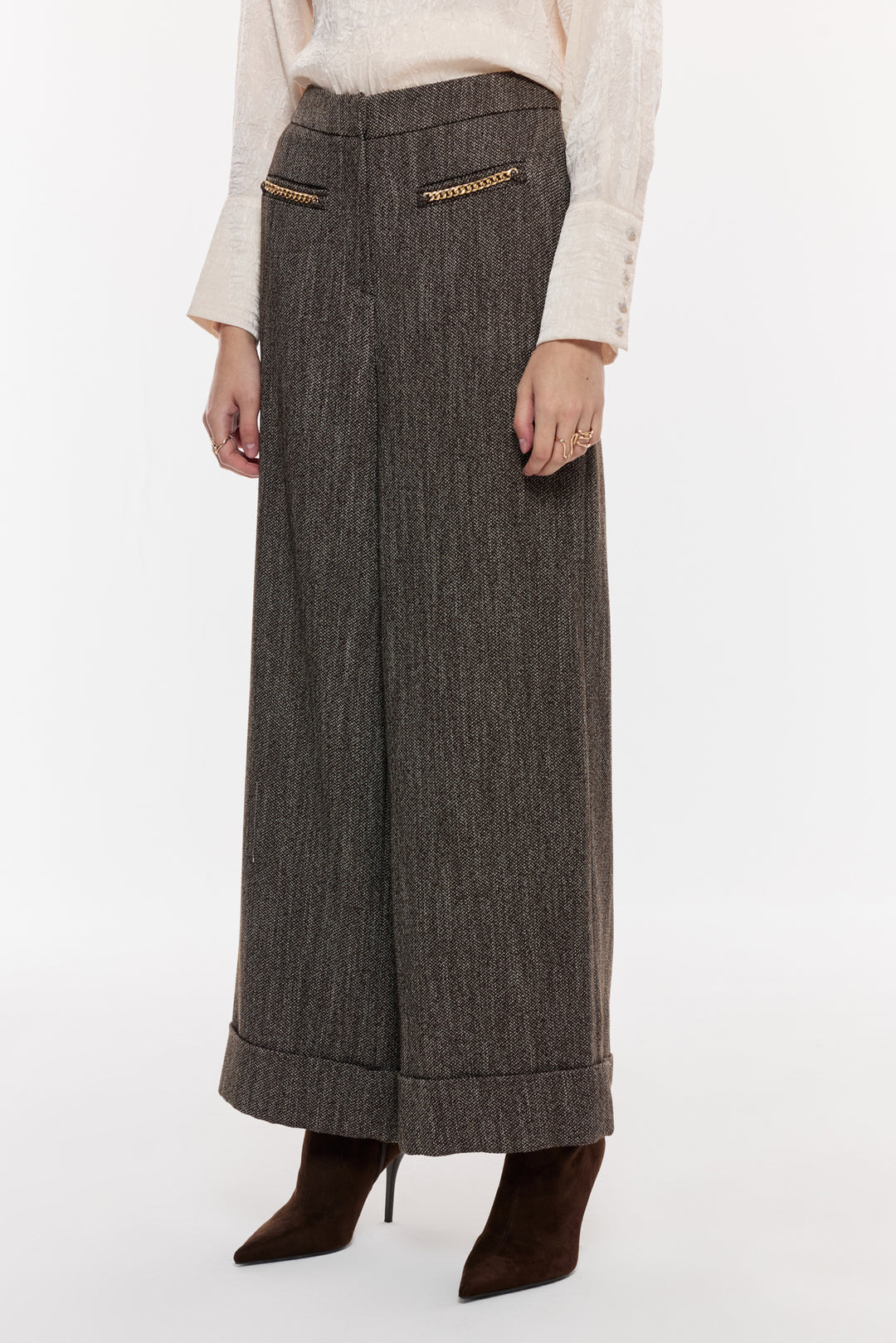 Zincir Detaylı Geniş Paça Pantolon