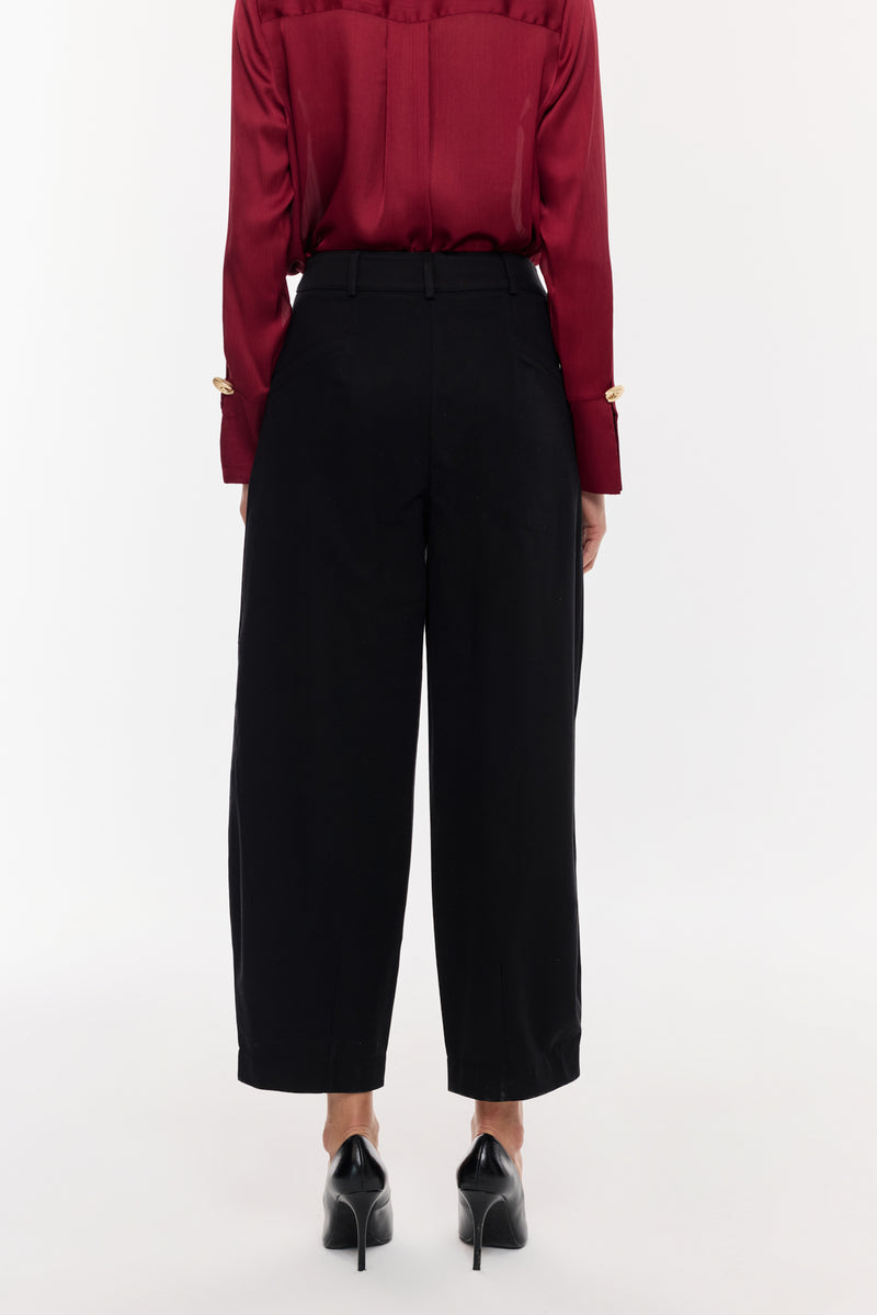 Aksesuar Detaylı Bol Form Pantolon