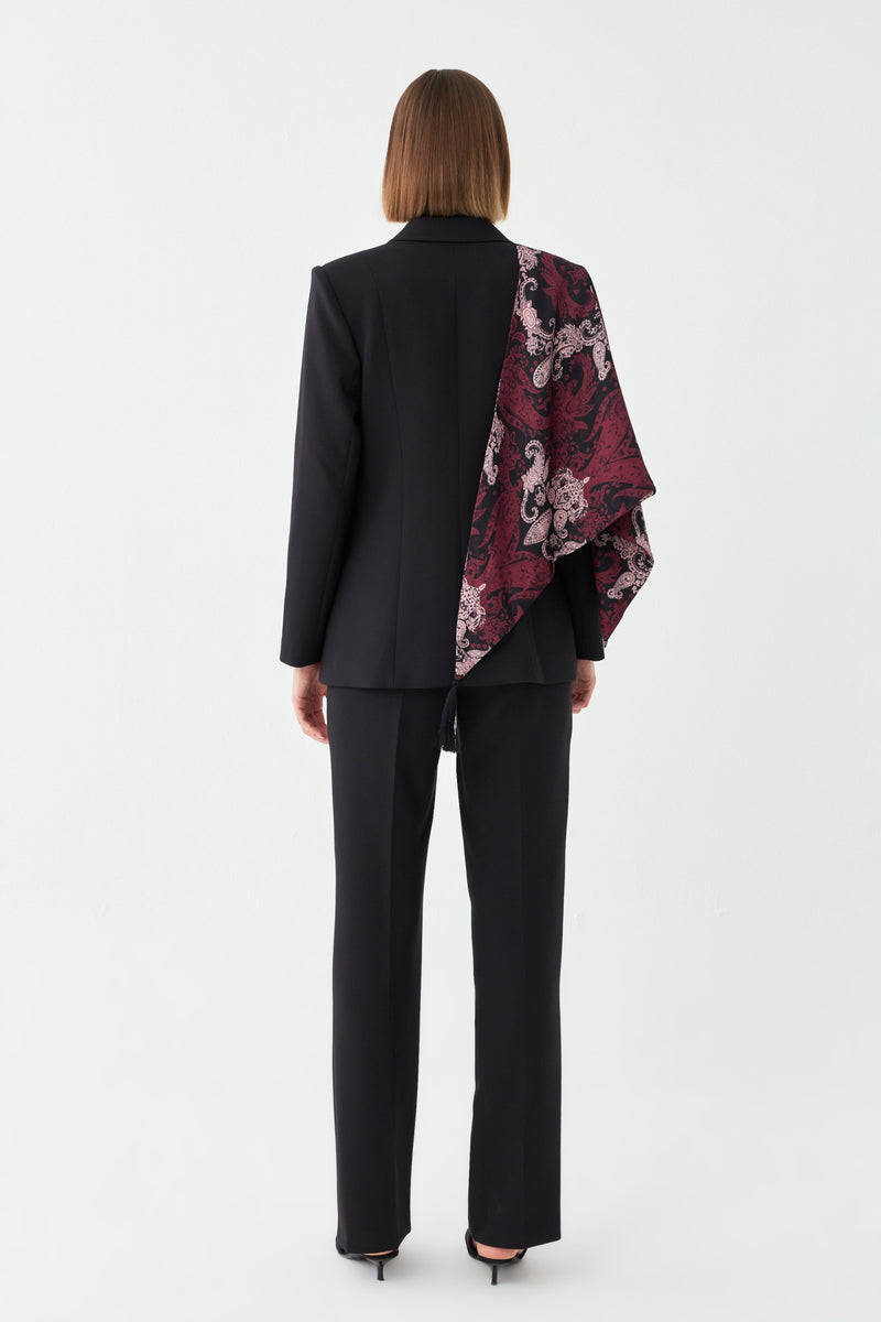 Desen Detaylı Siyah Blazer Takım