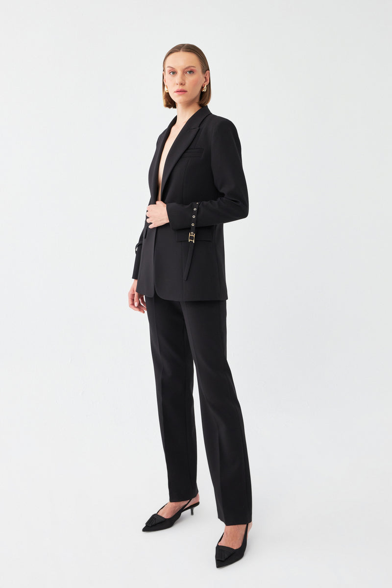Tek Düğmeli Siyah Blazer Takım