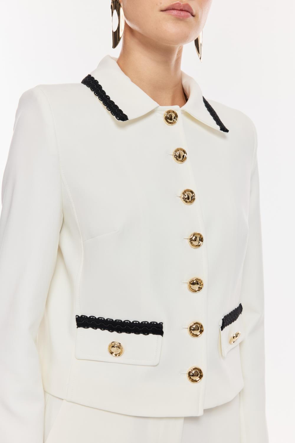 Zarif Düğme Detaylı Klasik Takım