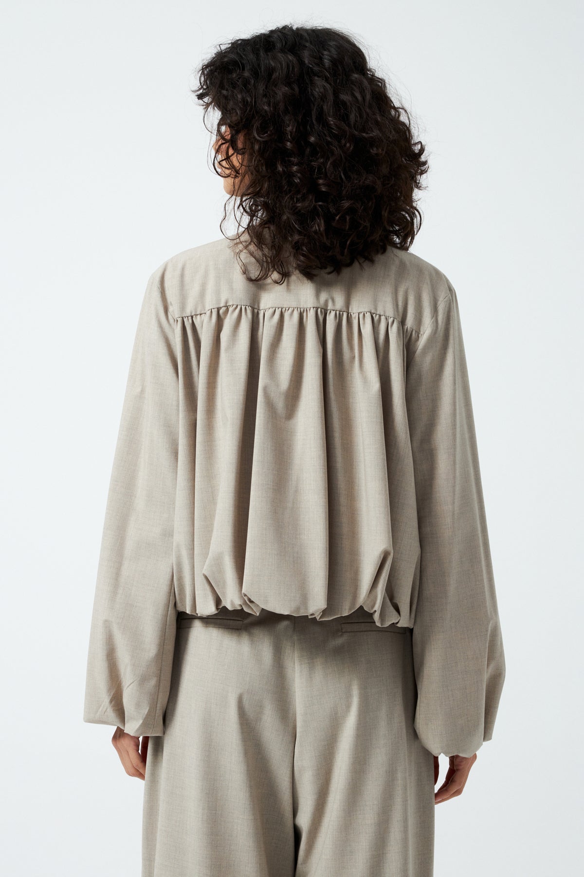 1YA2CK0034 - 117 CEKET BEJ