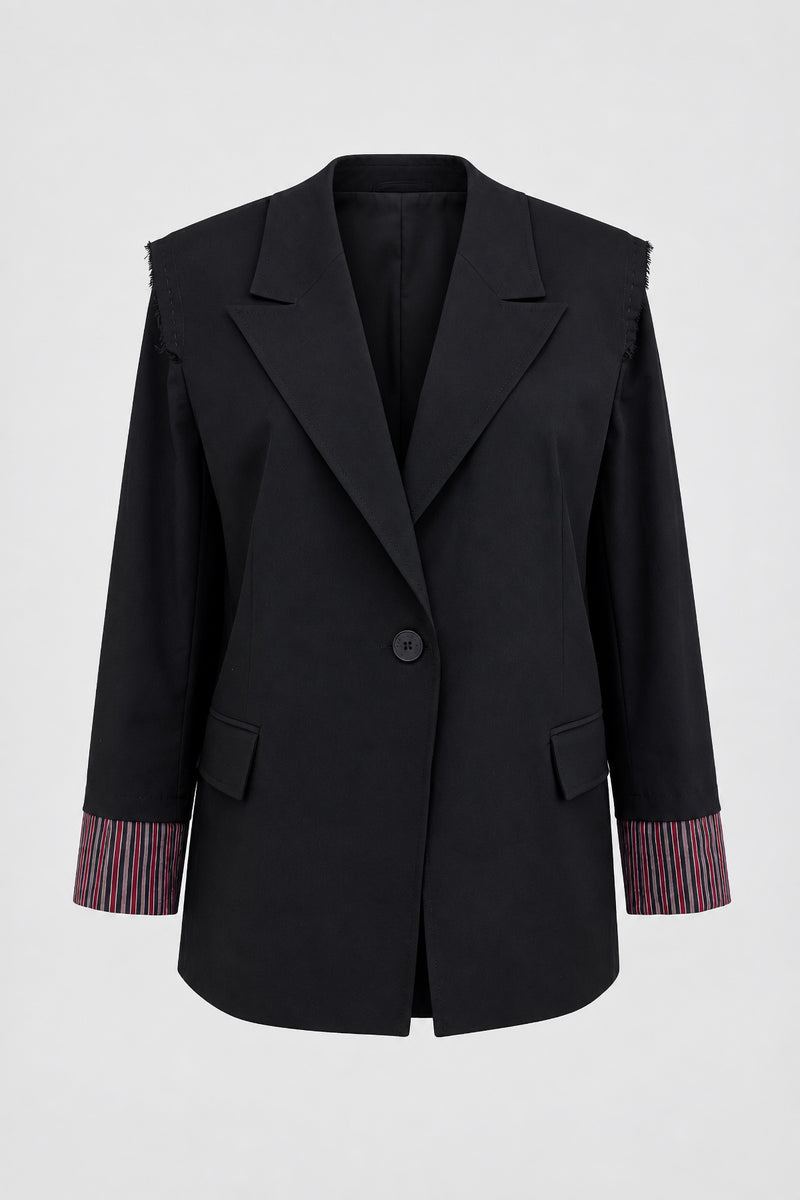 Siyah Manşet Detaylı Vatkalı Blazer Ceket