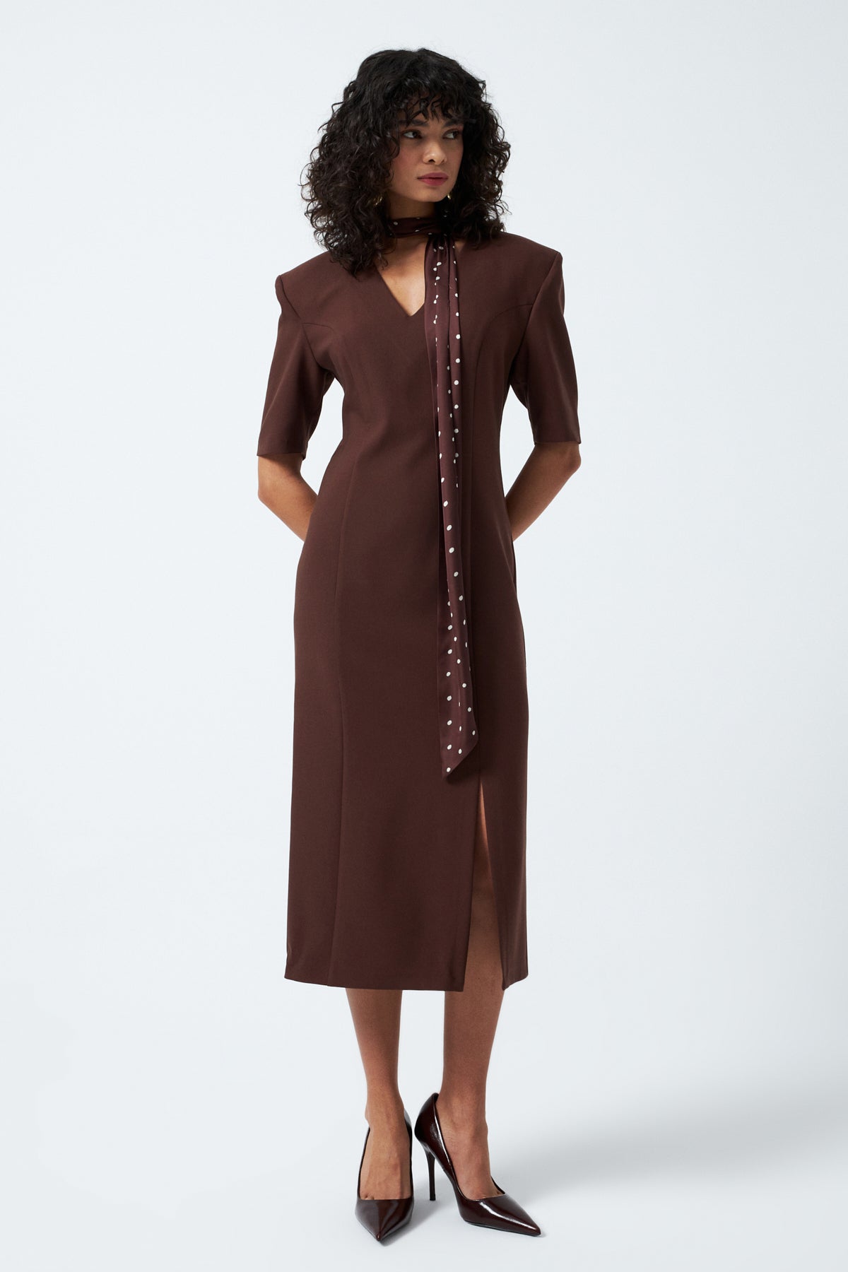 1YA2EL0072 - 318 ELBİSE KAHVERENGİ