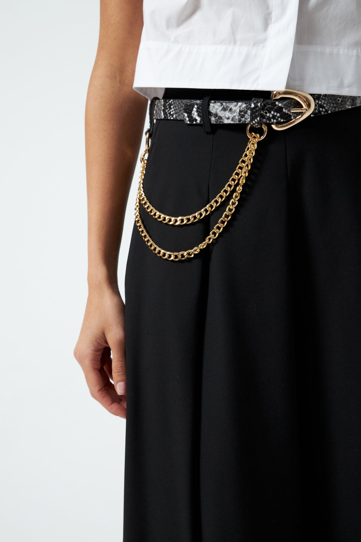 1YA2ET0030 - 117 ETEK SİYAH