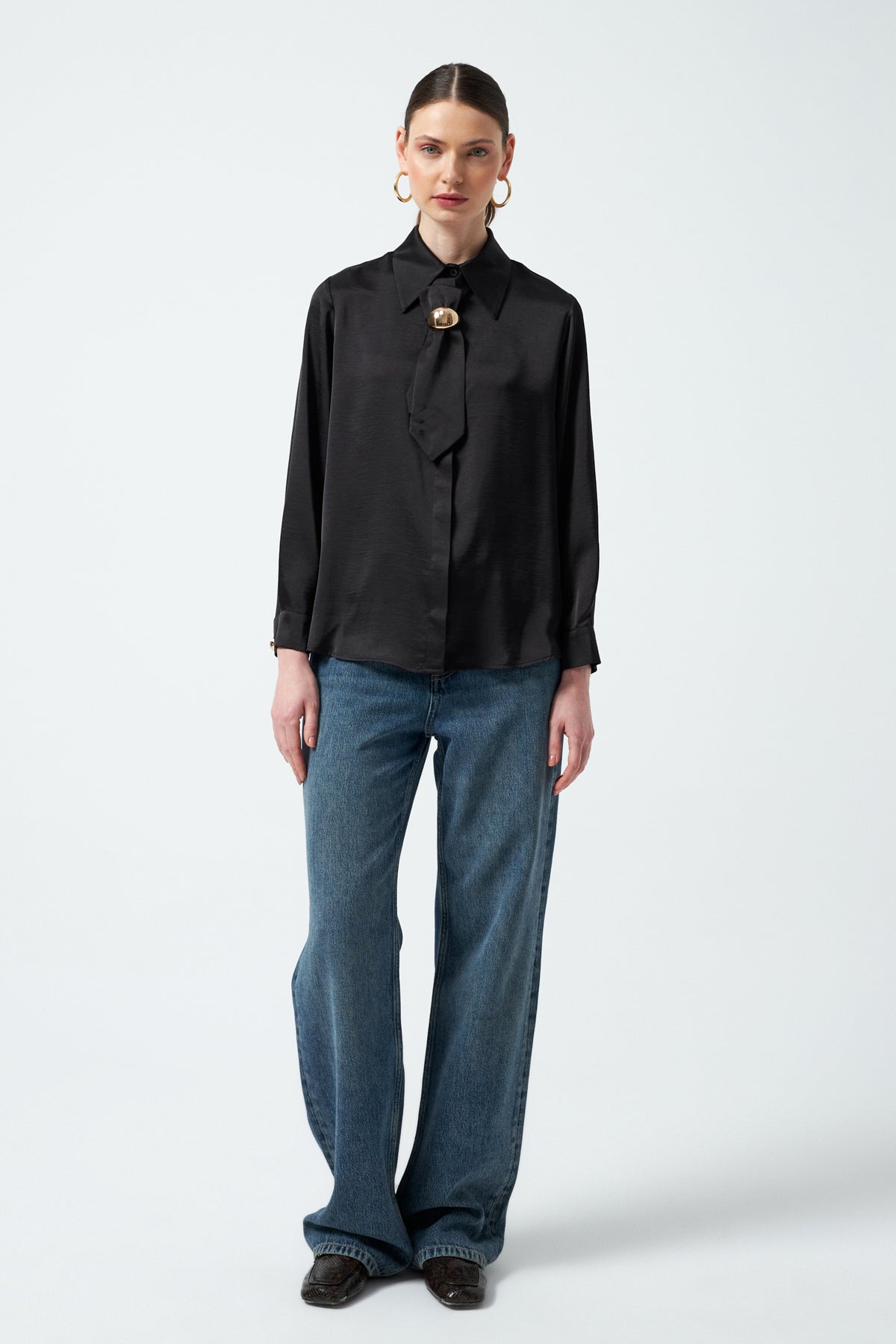 Toka Detaylı Gömlek - Siyah