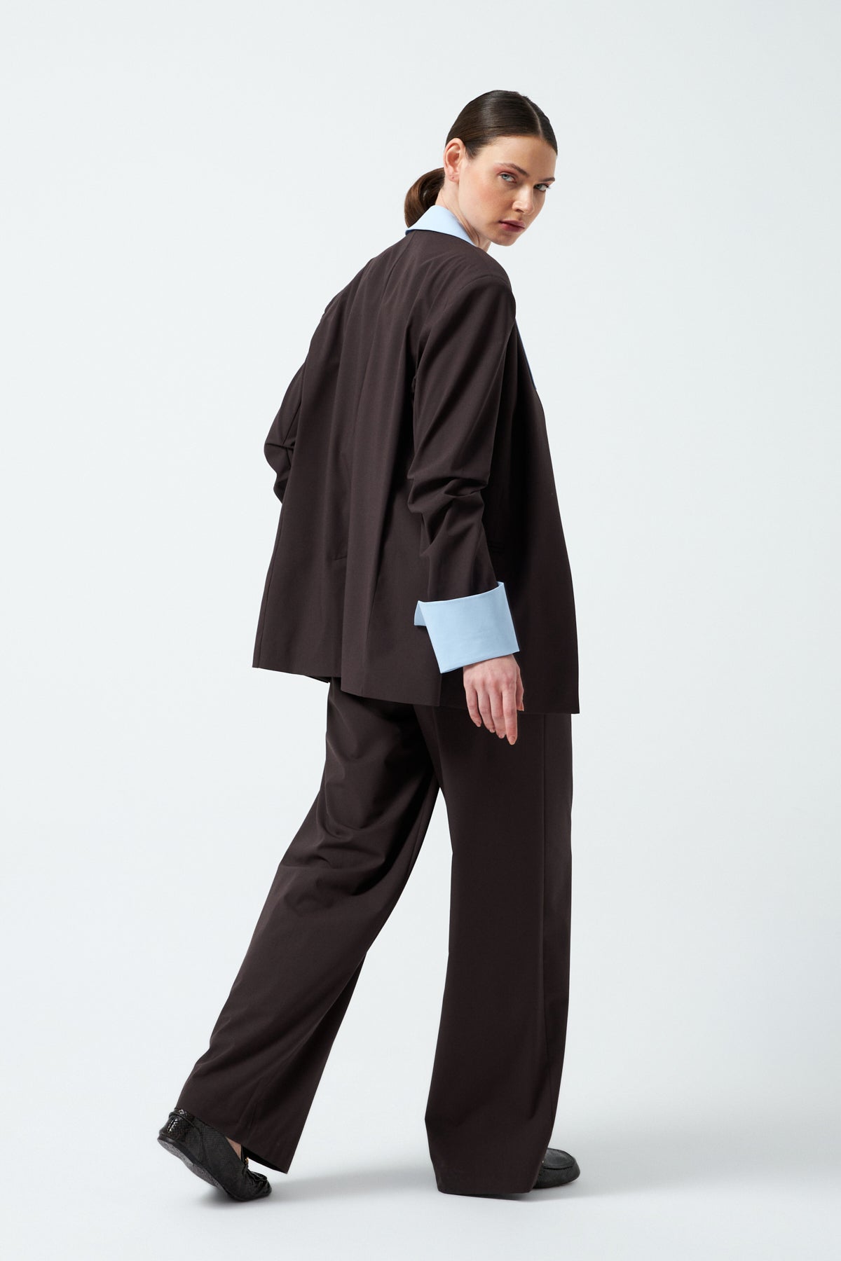 Yaka Kol Detaylı Takım - Kahverengi