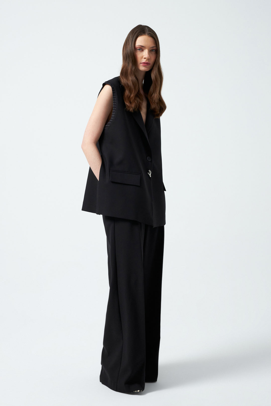 1YA2TA0060 - 318 YELEKLİ TAKIM SİYAH