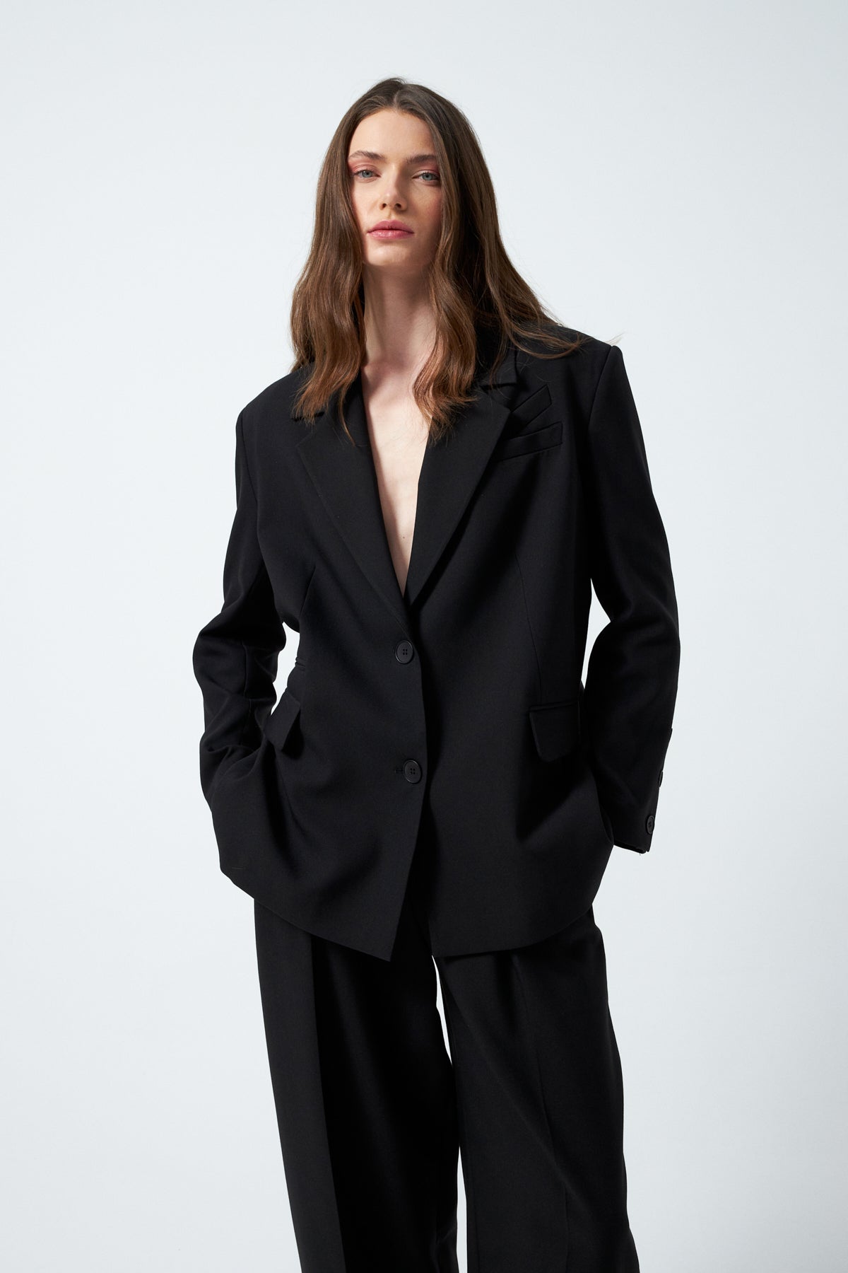 Düğme Detaylı Kruvaze Takım - Siyah