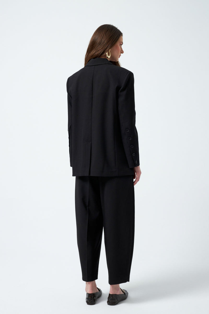 Düğme Detaylı Kruvaze Takım - Siyah