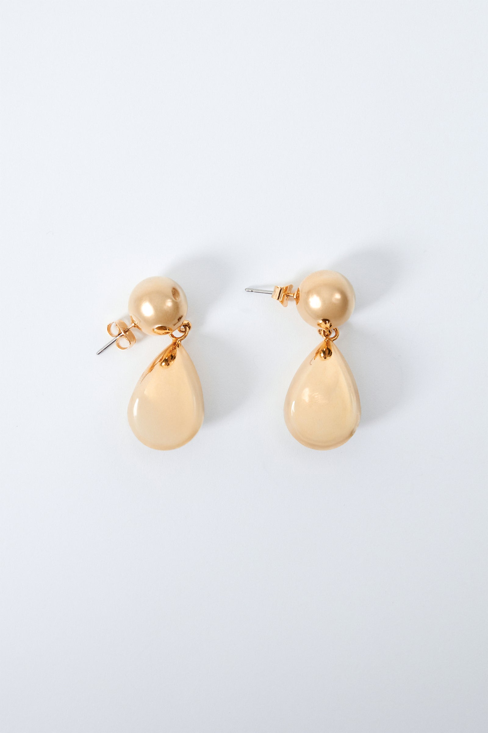 Gold Damla Sallantılı Küpe