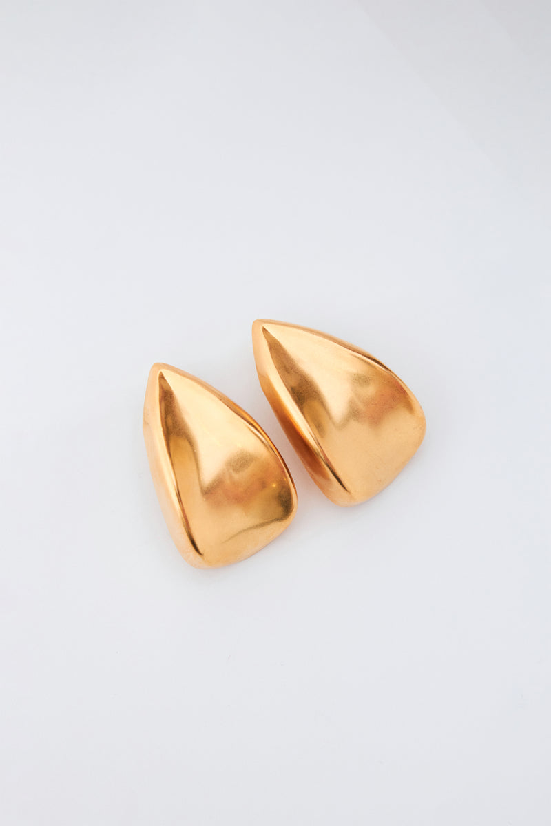 Gold Damla Formlu Parlak Küpe