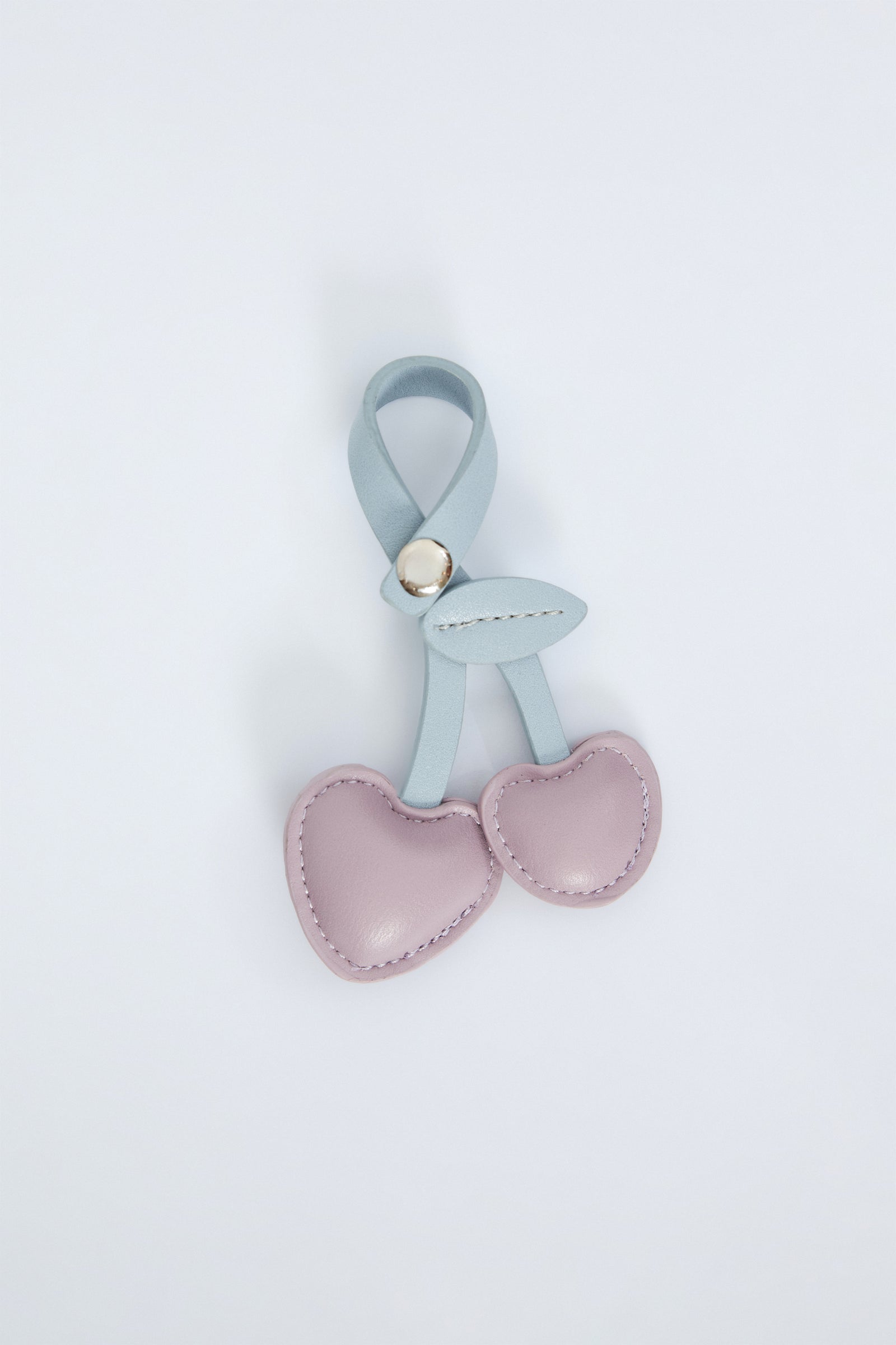 Kalp Detaylı Charm