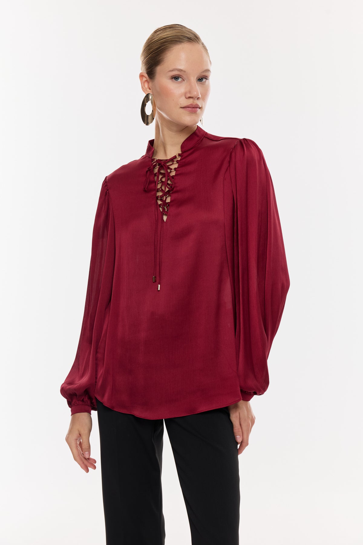 Bağlama Detaylı Saten Dokulu Bluz BORDO
